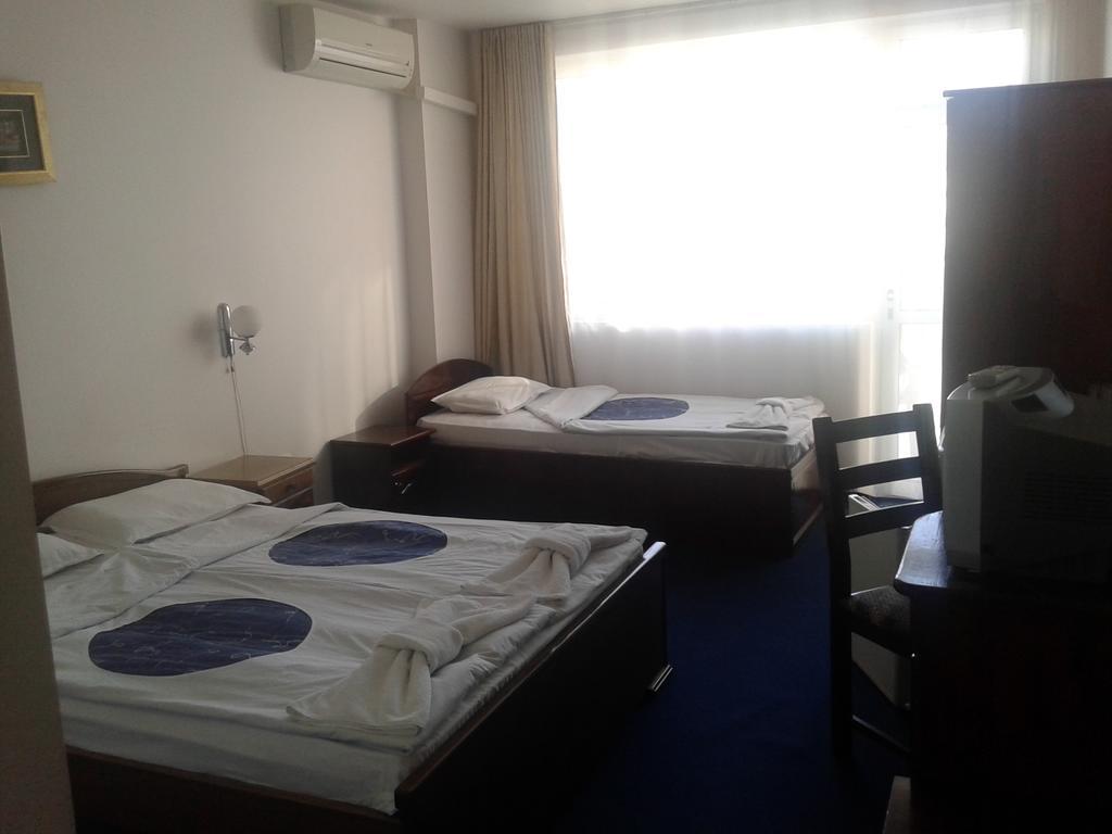 Семеен Хотел Елена Палас Nessebar Quarto foto