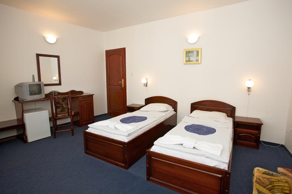Семеен Хотел Елена Палас Nessebar Quarto foto